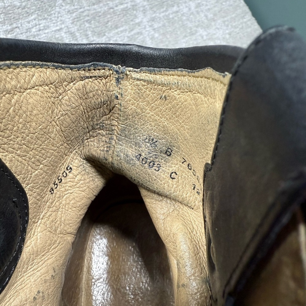Frye Jackie Button Detail Short Black Leather Western Bootie Size 8.5 - Picture 5 of 9